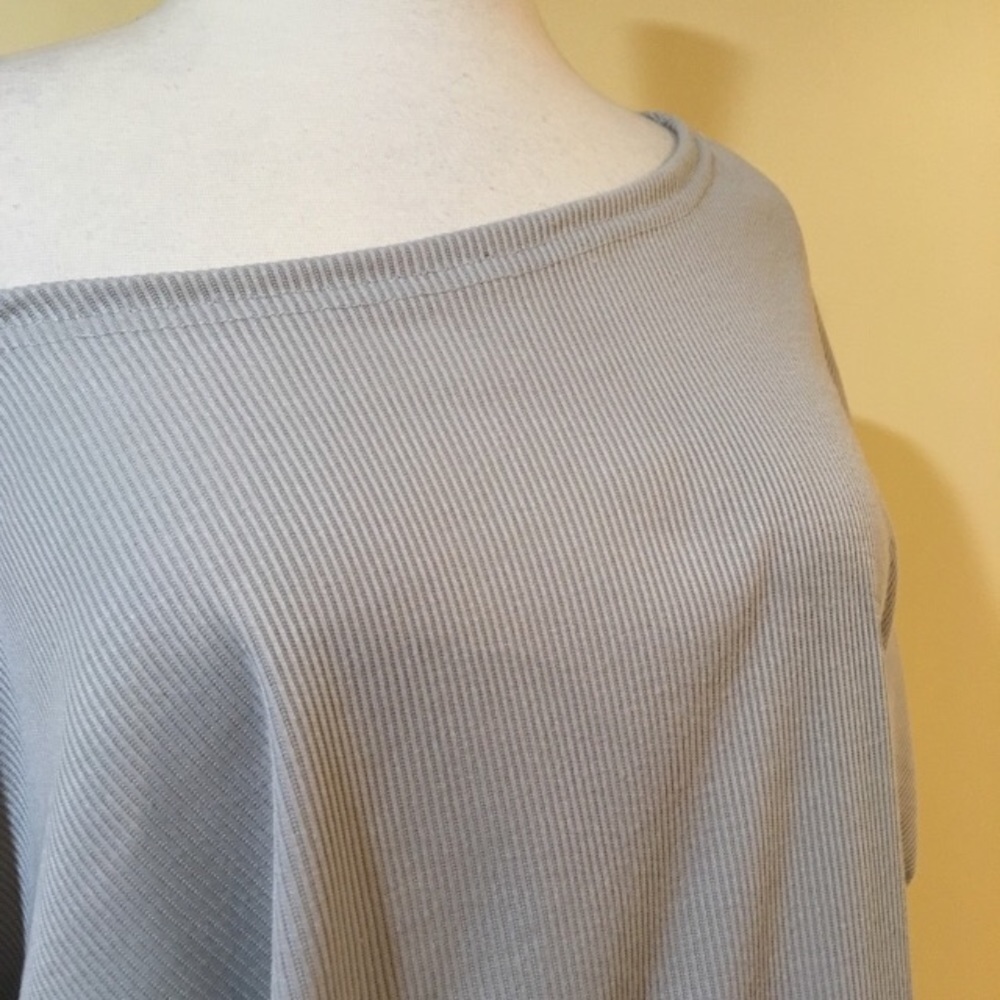 💥 CLEARANCE Off One Shoulder Ribbed Dolman Top - Picture 4 of 5